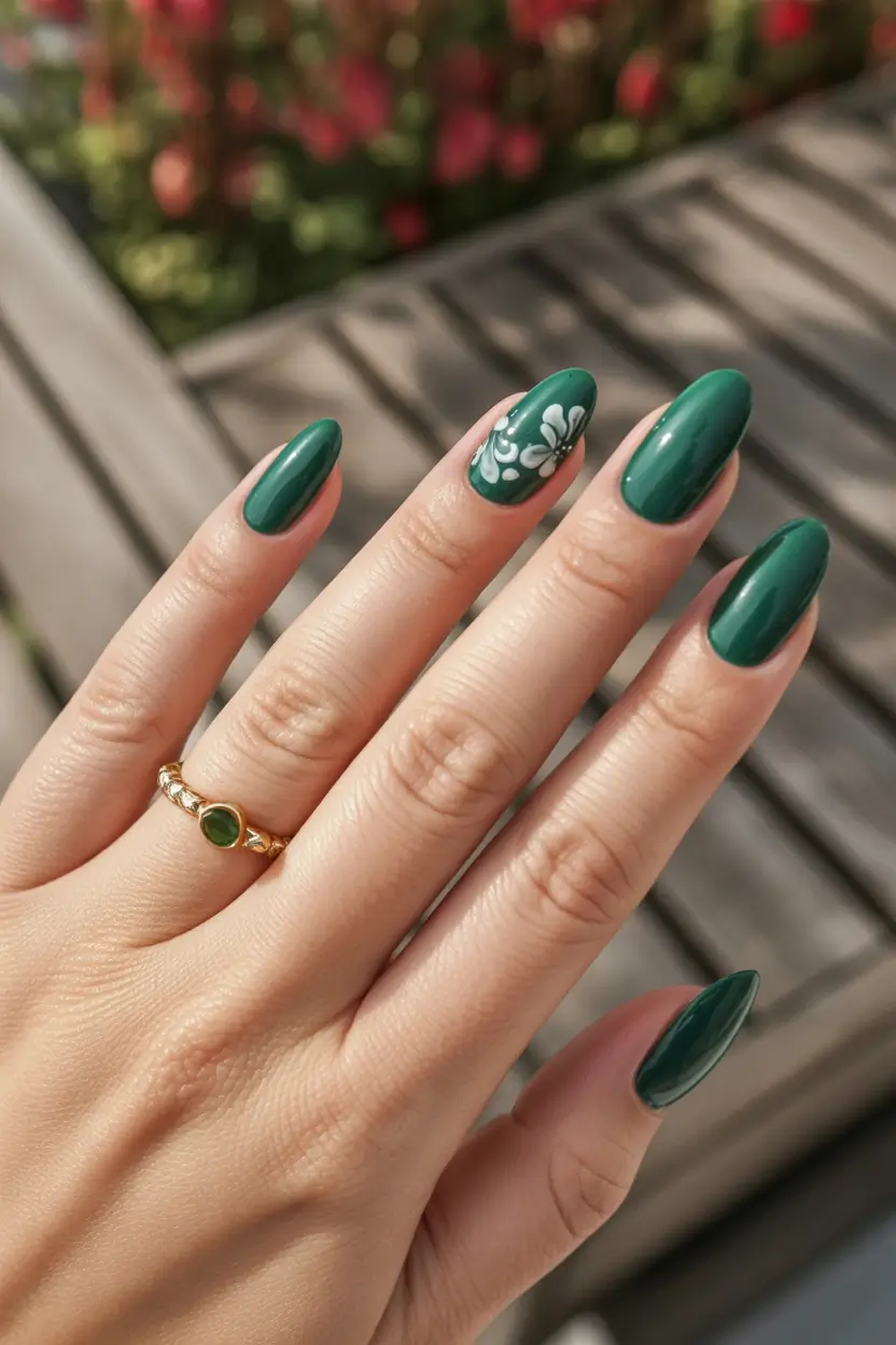 August nails color Glossy Green With a Bloom