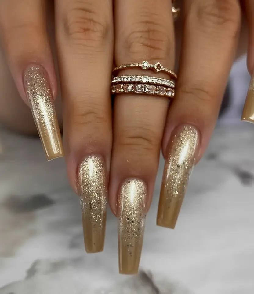 fall coffin nail Golden Champagne Sparkle