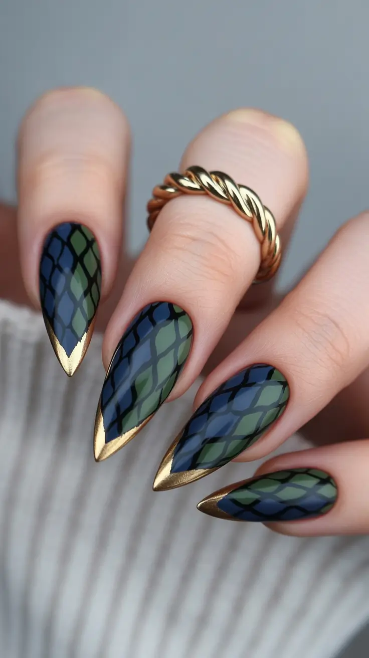 dark winter nails Emerald Lattice Luxe
