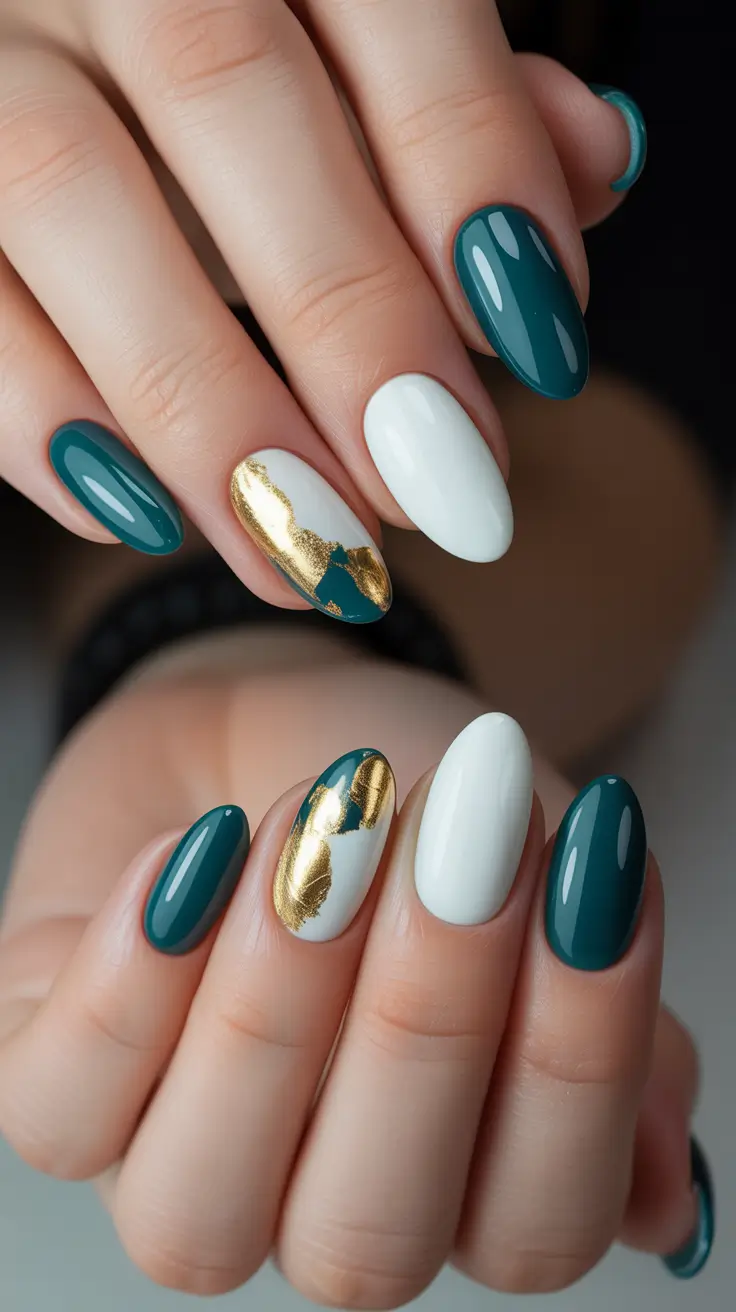 green-winter-nails-ideas-2025-2026-4
