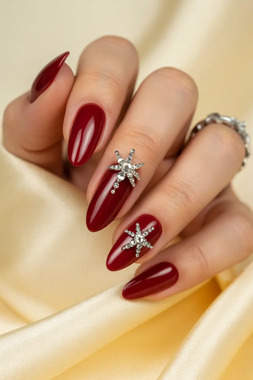 Garnet Star Glam Holidays 2025