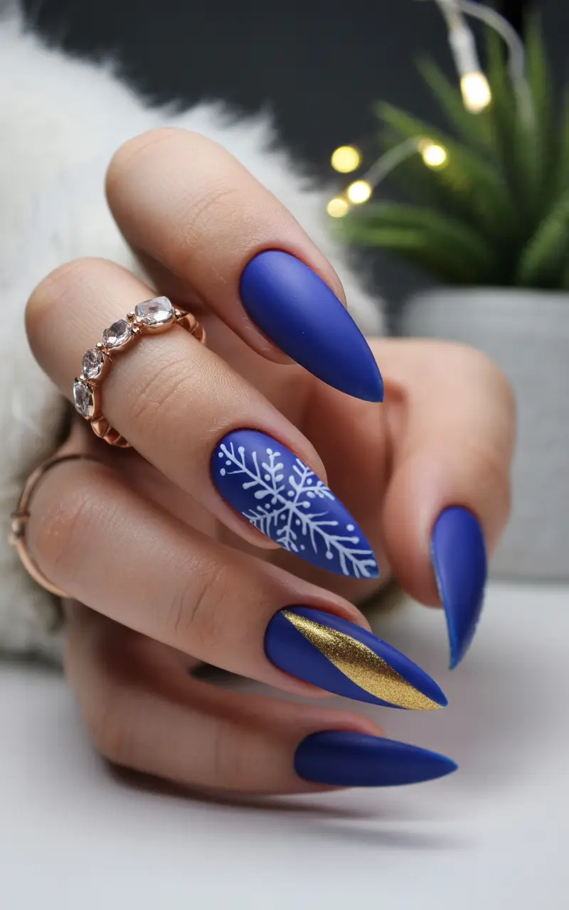 Solid Royal Snowflake Nights