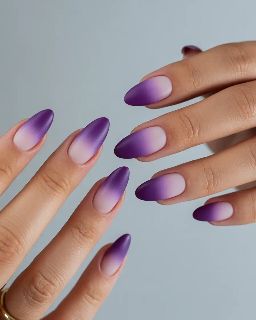 February nails Soft Purple Ombre Almond
