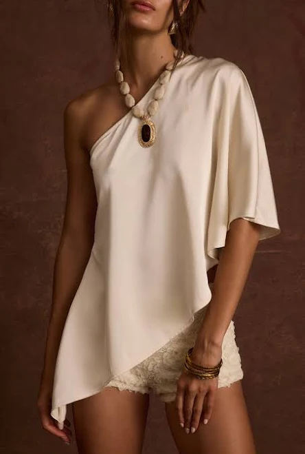 asymmetric neck top 12th Tribe Anya One Shoulder Top 12th Tribe $64