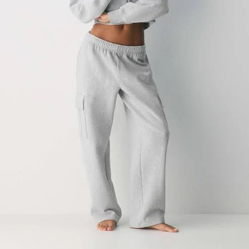 pants Aritzia Cozy Sweatfleece Mega Cargo Sweatpants Aritzia $88