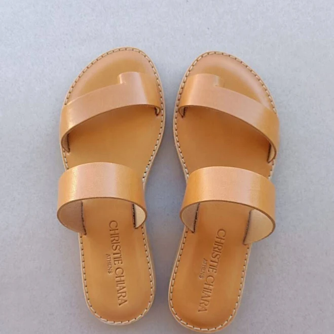 shoes Callista Flat Leather Sandals Christie Chiara Sandals $75.96