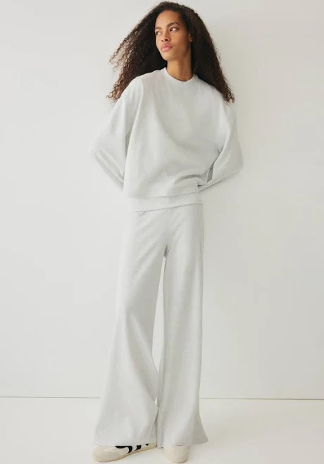 matching set H&M Ladies 2-Piece Jersey Top and Pants Set H&M $39.99