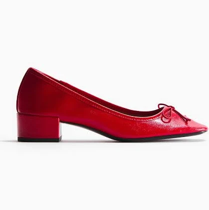 shoes H&M Ladies Block-Heeled Pumps H&M $44.99