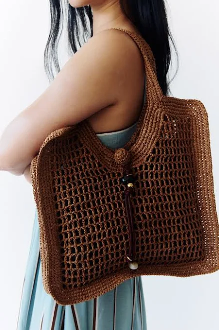 bag H&M Ladies Straw Tote Bag H&M $29.99