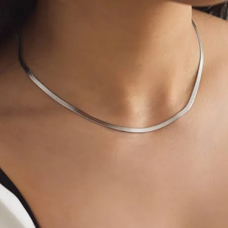 accessory Sleek Silver Snake Chain Choker Necklace Etsy - Vedern $22