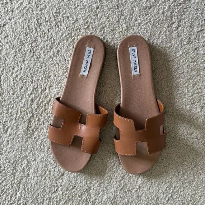 shoes Steve Madden Shoes | Steve Madden Tan Leather Slide Sandals | Color: Tan | Size: 10 | Nina2c's Closet Poshmark $20