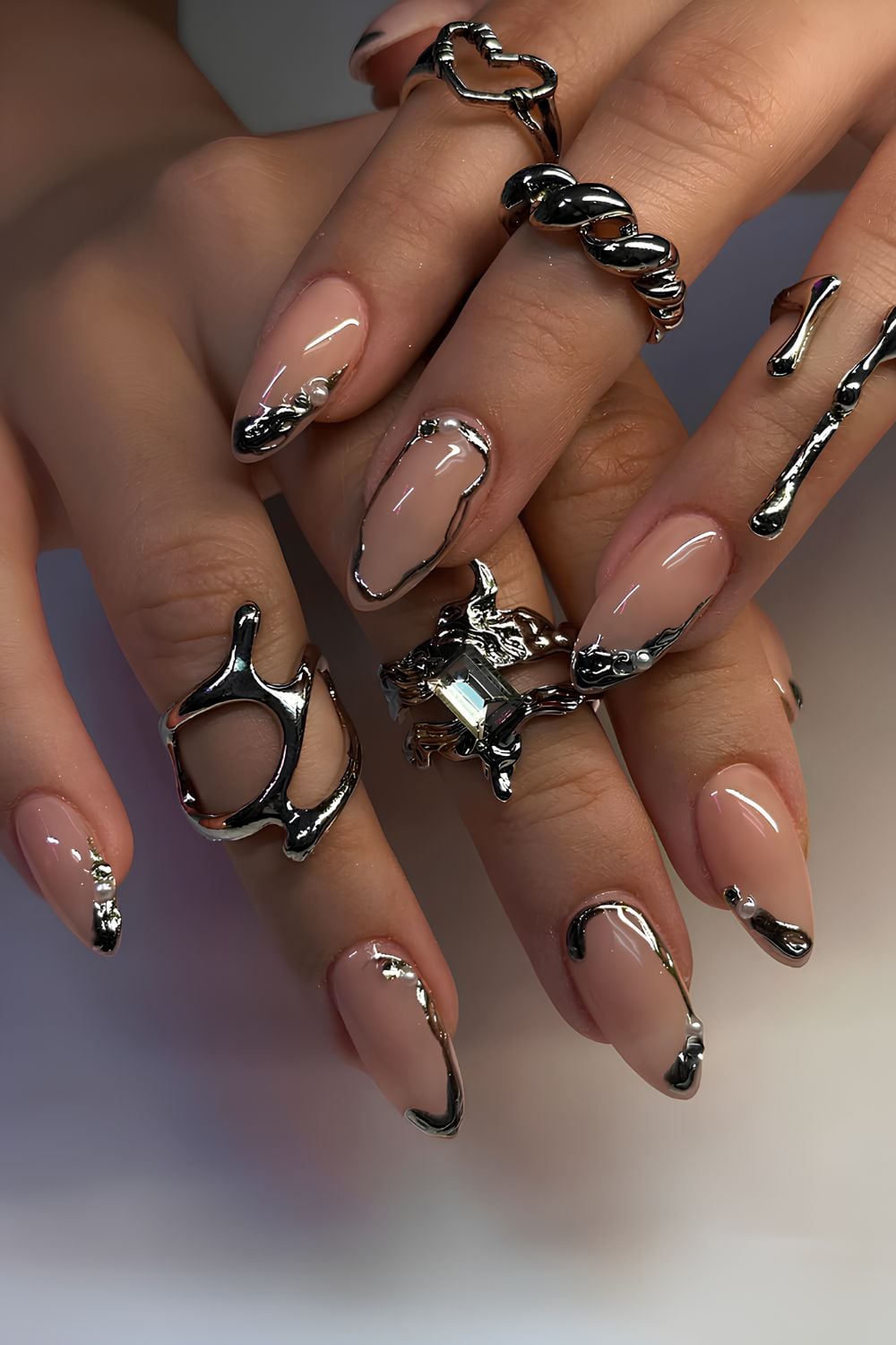 Silver Chrome Abstract Cuticle Lines Silver Chrome Abstract Cuticle Lines — Silver Nails 2027