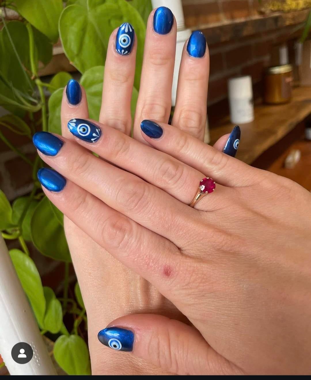 High Gloss Visual Idea — 30th Birthday Nails 2027