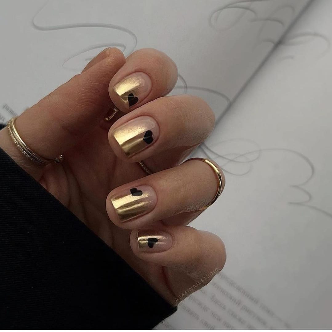 Chrome Matte Accents Visual Idea Chrome Matte Accents Visual Idea — Short Gel Nails 2027