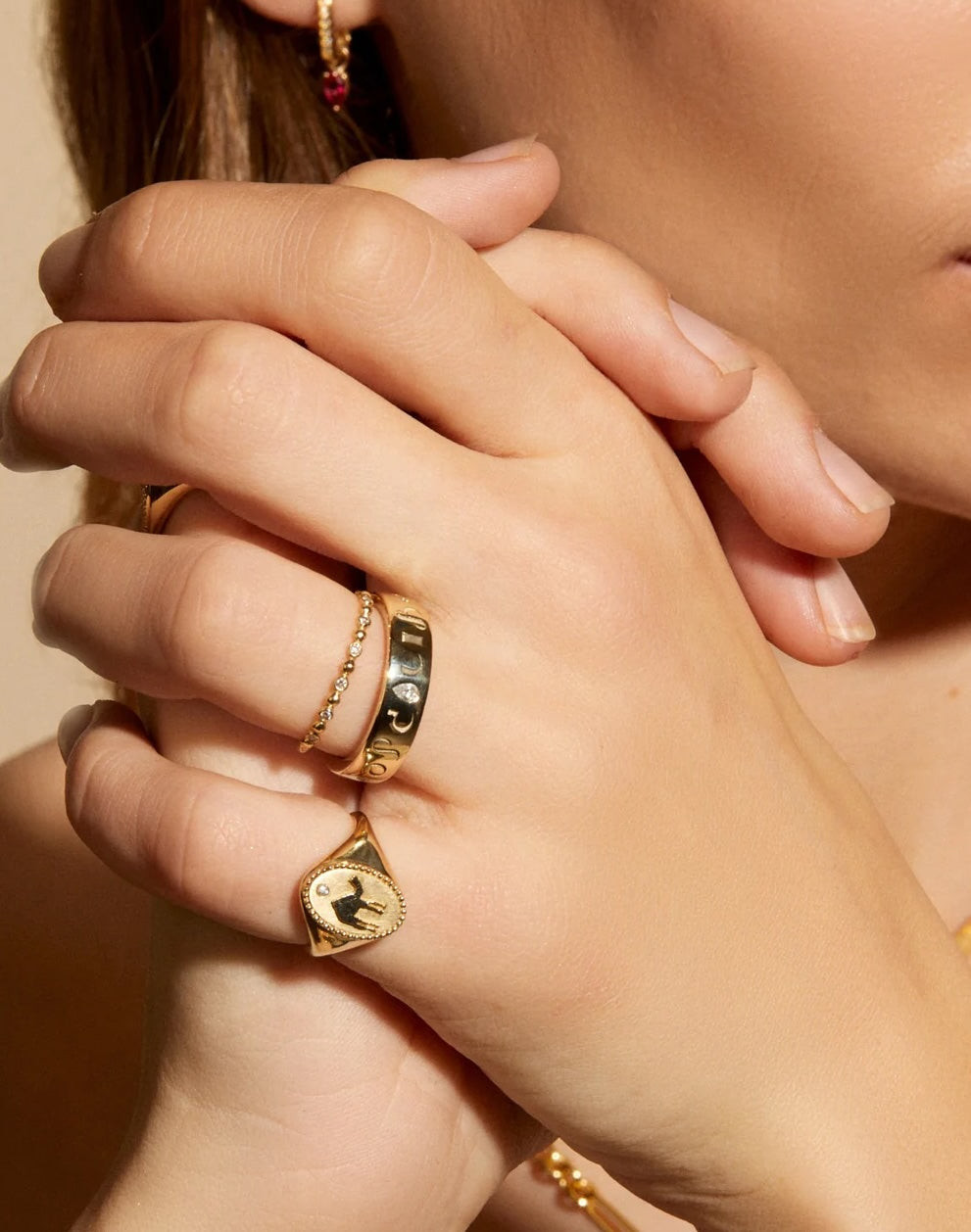 Animal Motif Signet Ring with Layered Bands Animal Motif Signet Ring with Layered Bands — Signet Rings 2027