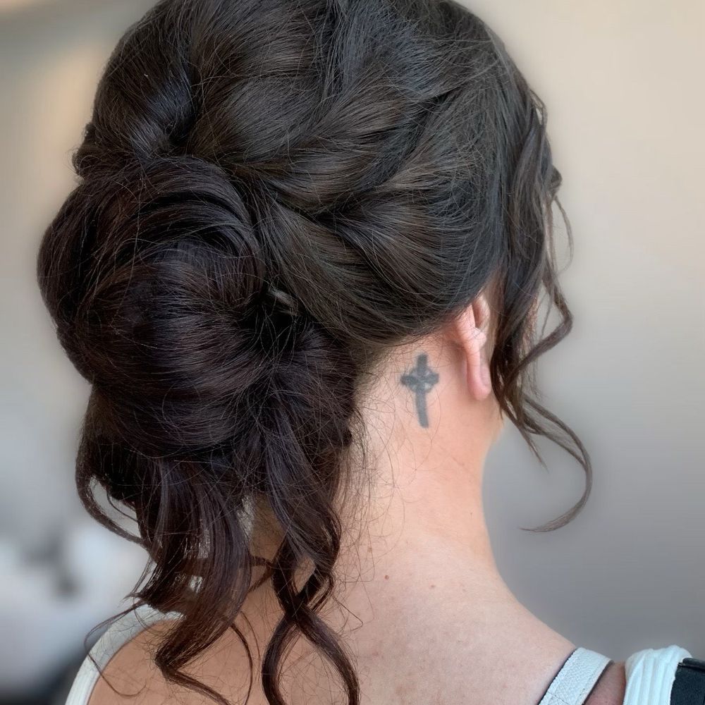 Voluminous Updo With Textured Waves — Alt Hairstyles 2027