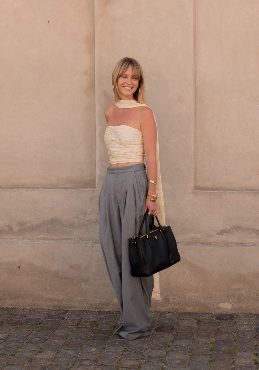 Cream Tube Top with Voluminous Trousers and Scarf for Smart Casual Cream Tube Top with Voluminous Trousers and Scarf for Smart Casual — Tube Tops 2027