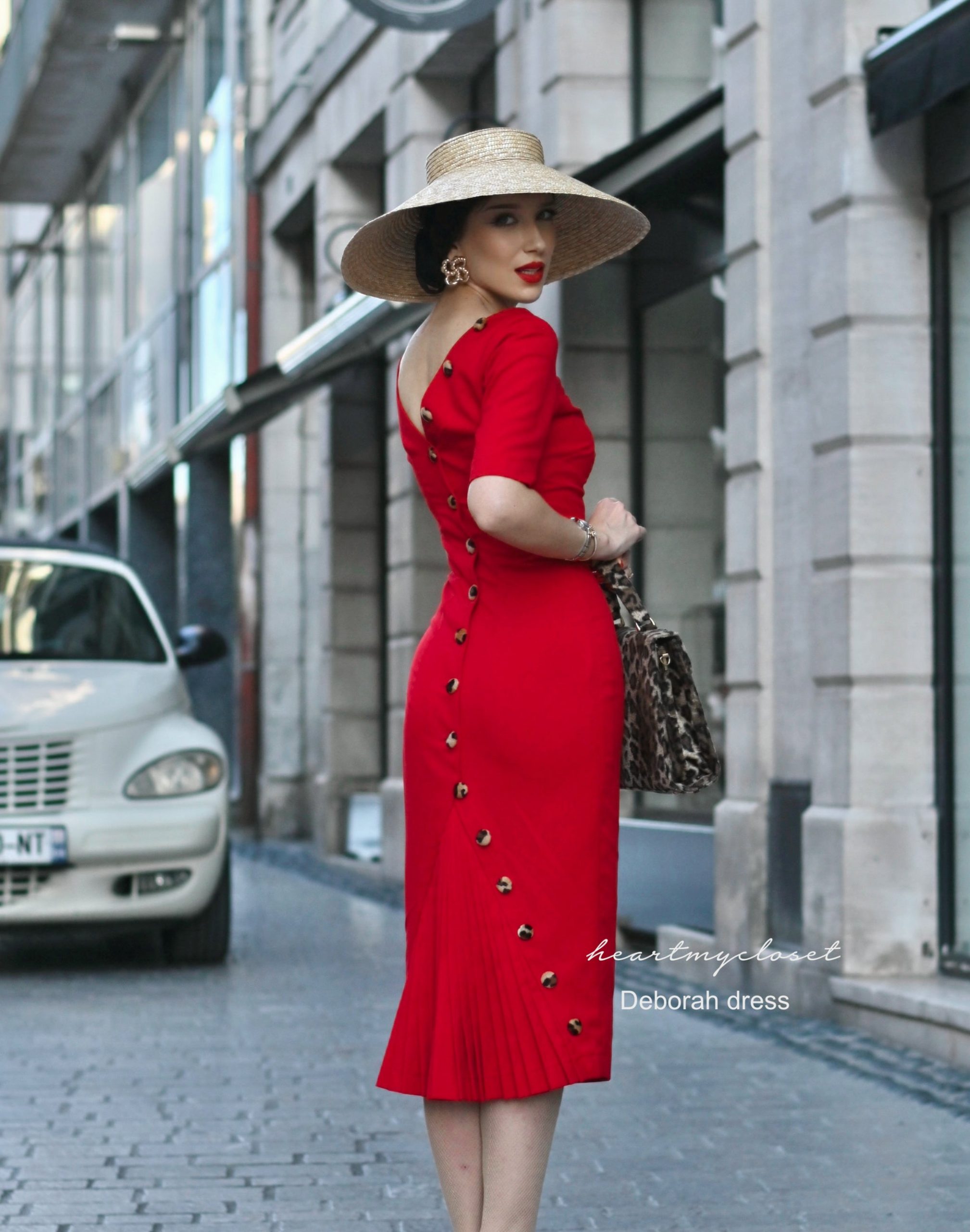 Vibrant Red Midi Dress with Straw Hat for Daytime Chic Vibrant Red Midi Dress with Straw Hat for Daytime Chic — Pin Up Outfits 2027