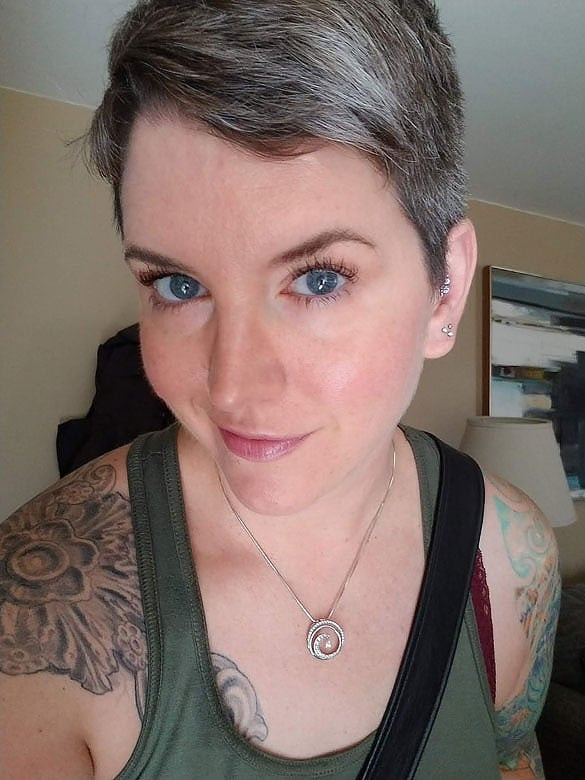 Choppy Layered Salt and Pepper Pixie Choppy Layered Salt and Pepper Pixie — Gray Blending Pixie 2027