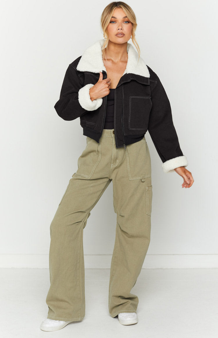 Black Sherpa Denim Jacket with Cargo Pants Black Sherpa Denim Jacket with Cargo Pants — Sherpa Denim Jacket Outfits 2027