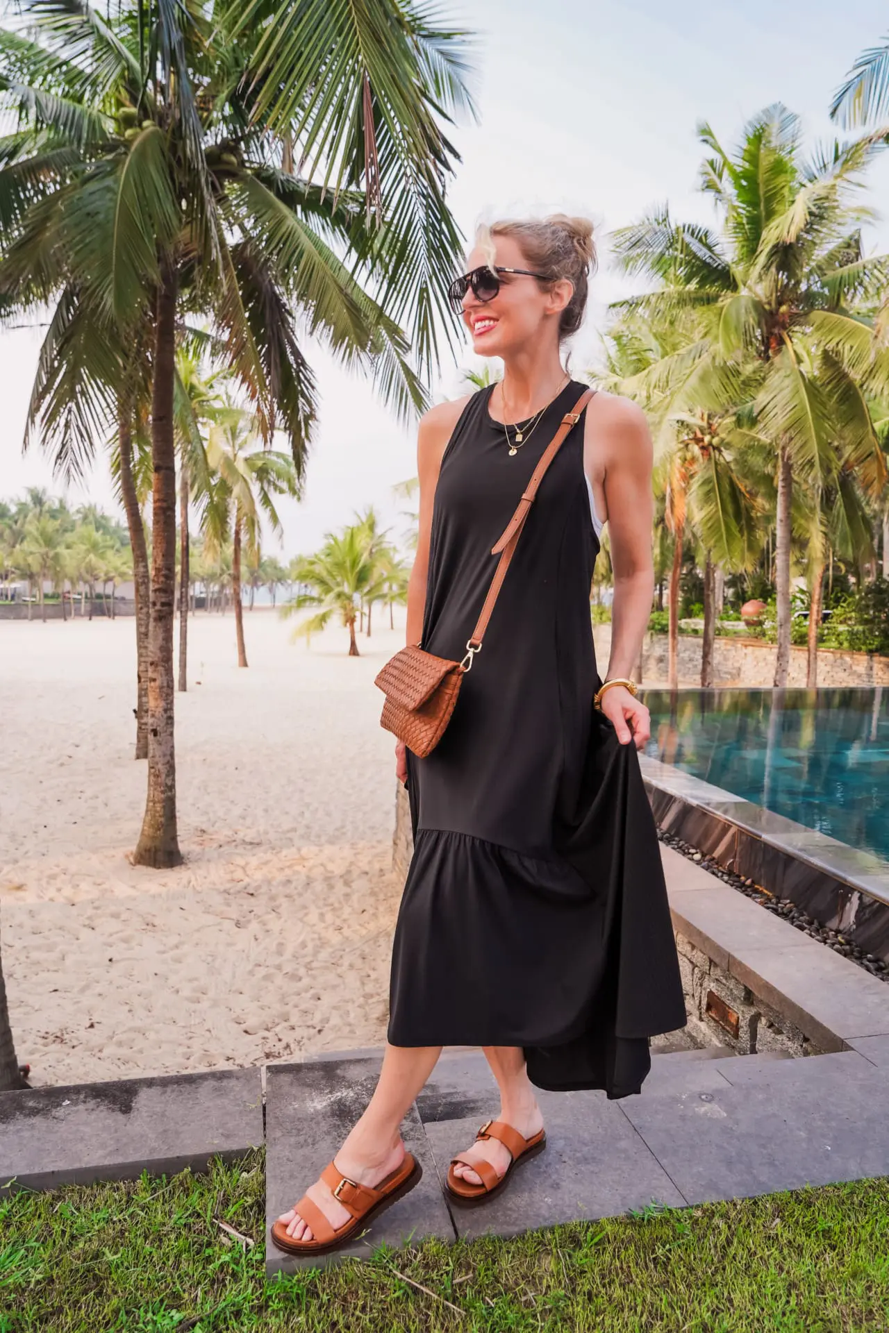 Effortless Black Tiered Midi Dress for Summer Effortless Black Tiered Midi Dress for Summer — Casual Dresses 2027