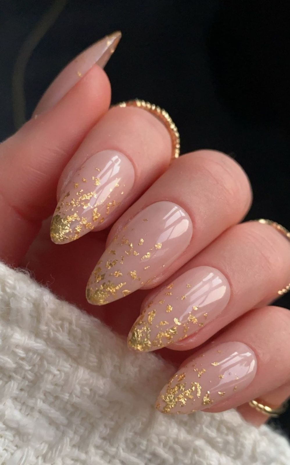 Visual Idea — Nails 2027 for Gold Dress