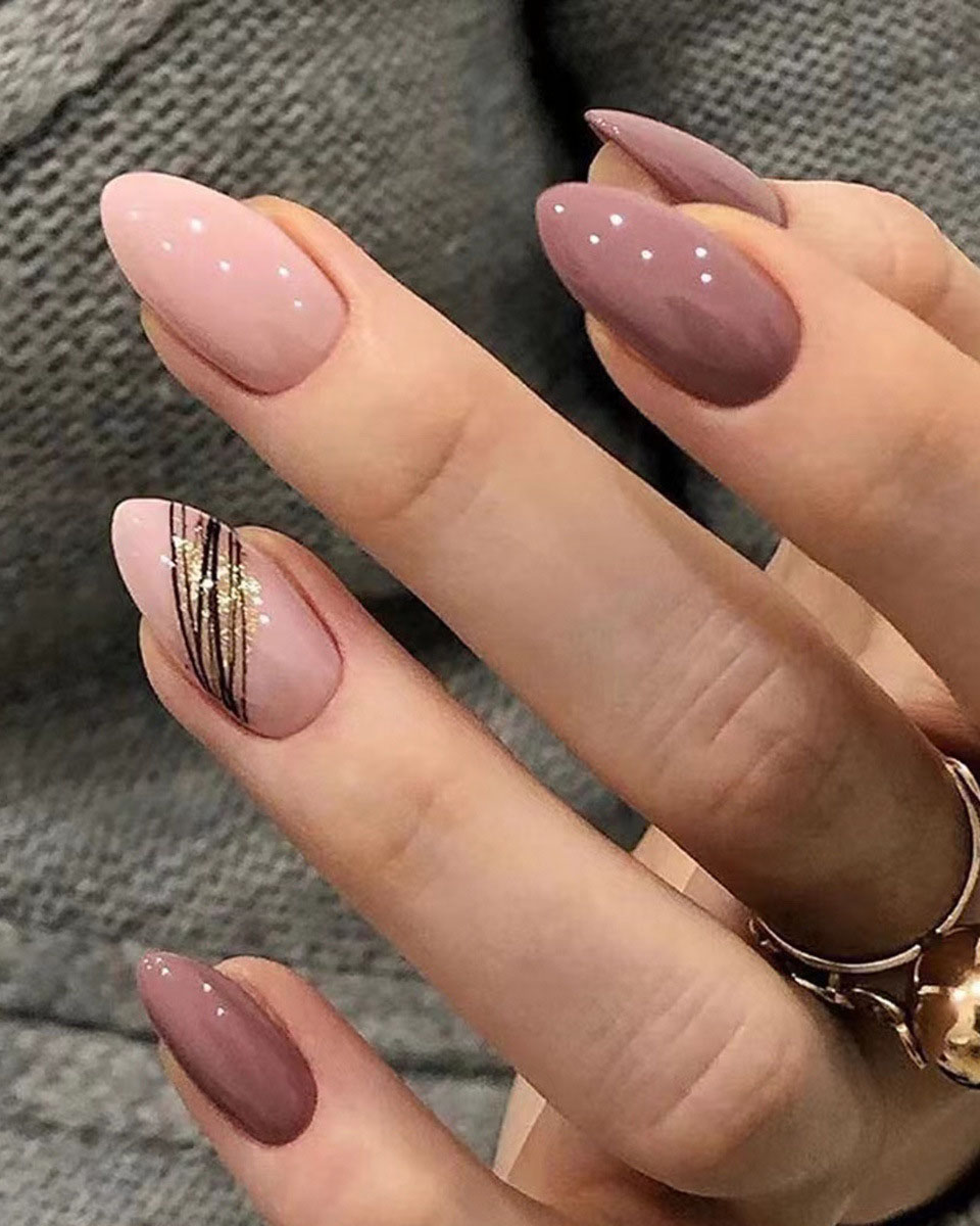 Pale Pink and Dusty Rose with Gold Line Pale Pink and Dusty Rose with Gold Line — Winter Nude Nails 2027