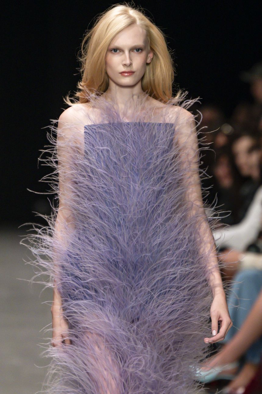 Strapless Purple Dress with Full Feather Coverage Strapless Purple Dress with Full Feather Coverage — Feather Outfits 2027