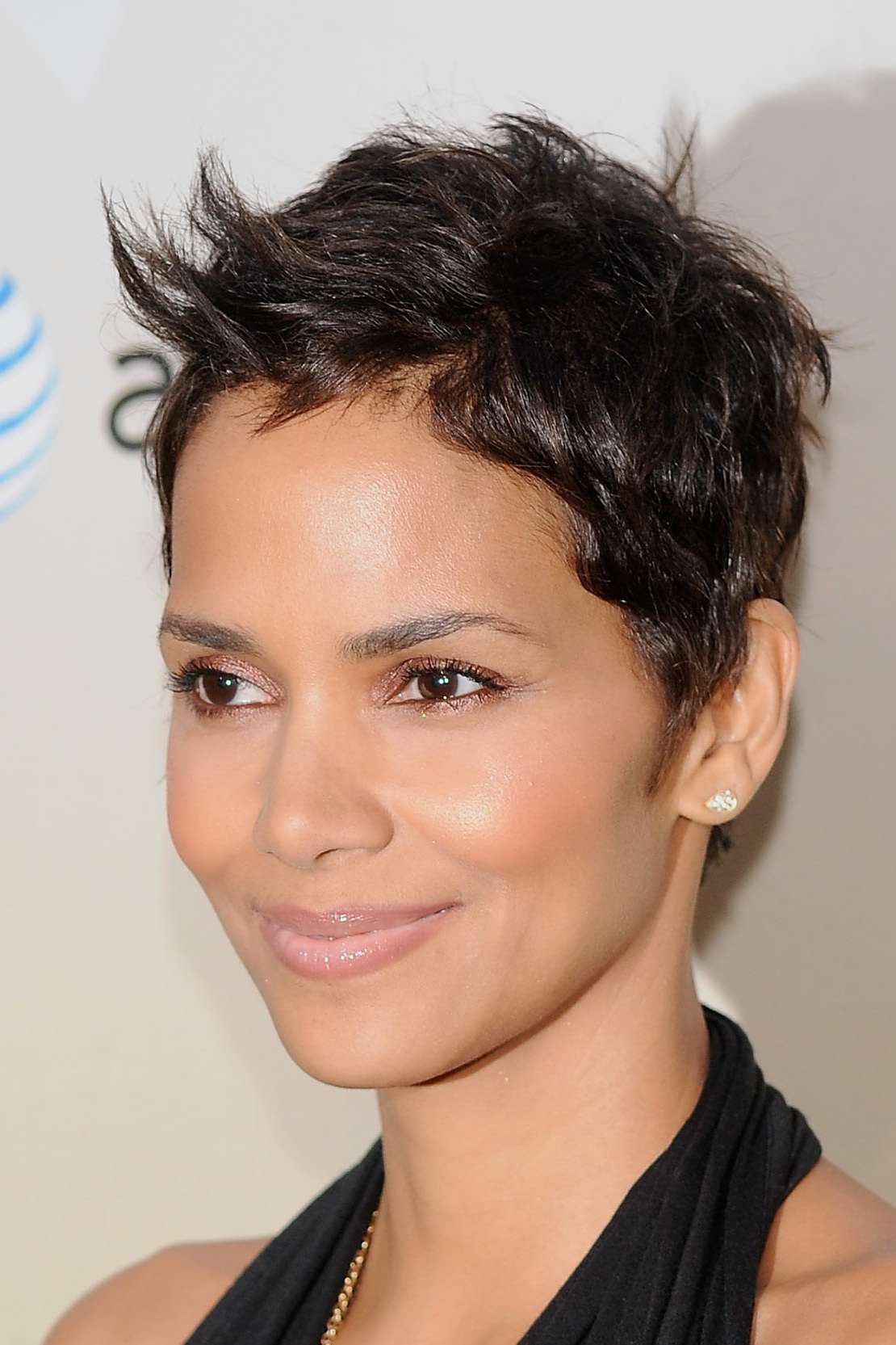 Textured Dark Brown Pixie With Side Part Textured Dark Brown Pixie With Side Part — Dark Brown Hair 2027