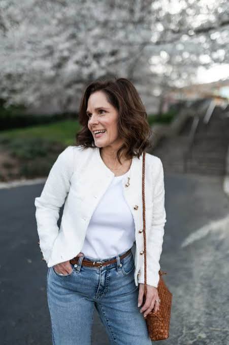 White Textured Cropped Jacket with Slim-Fit Jeans White Textured Cropped Jacket with Slim-Fit Jeans — Cropped Blazer Outfits 2027