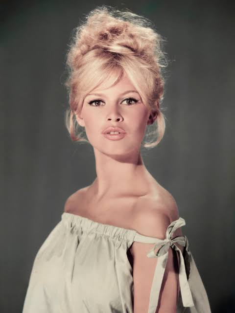 Not Visible Blonde Updo With Iconic Bardot Bangs Not Visible Blonde Updo With Iconic Bardot Bangs — Bardot Bangs 2027
