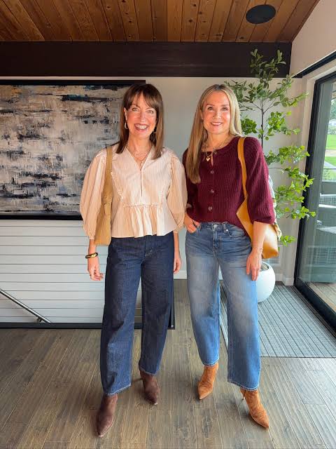 Dark Wash Straight-Leg Jeans and Light Wash Wide-Leg Denim Variations Dark Wash Straight-Leg Jeans and Light Wash Wide-Leg Denim Variations — Spring Outfits 2027 with Jeans