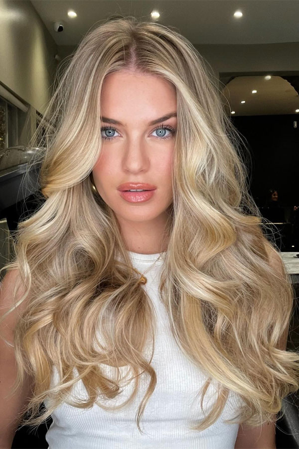 Mid-Back Platinum Creamy Blonde Balayage Mid-Back Platinum Creamy Blonde Balayage — Blonde Balayage 2027
