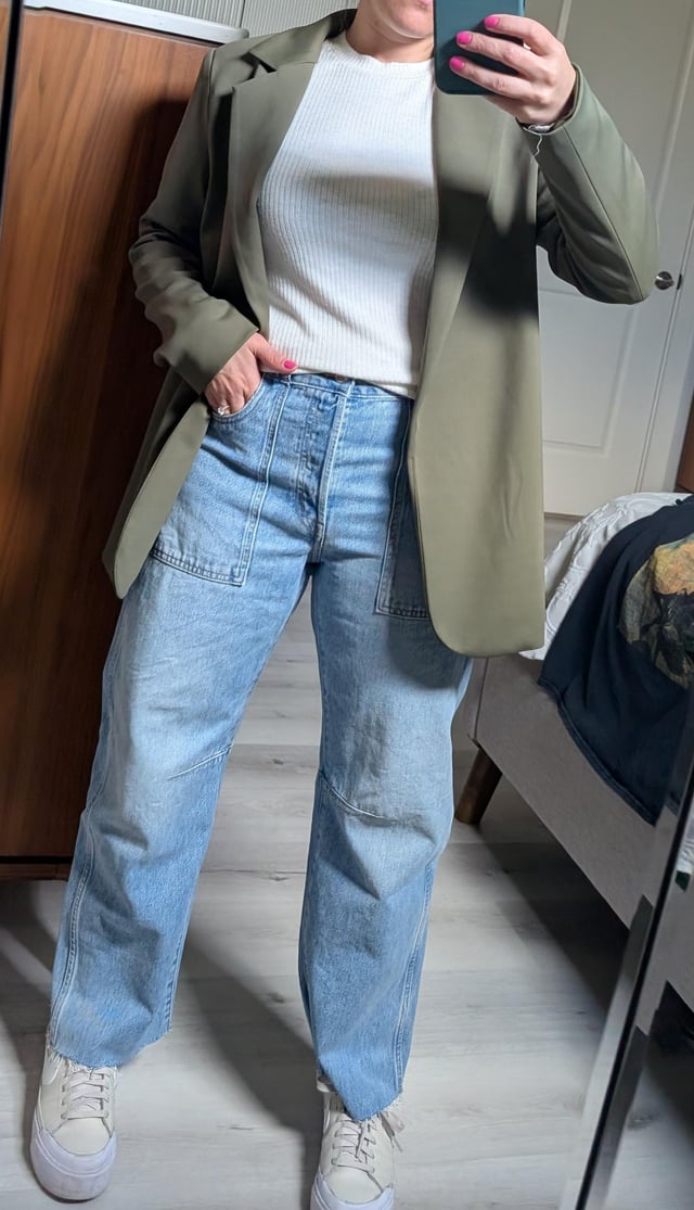 Olive Blazer and Jeans for a Relaxed Yet Professional Vibe — First Day of Work Outfits 2027