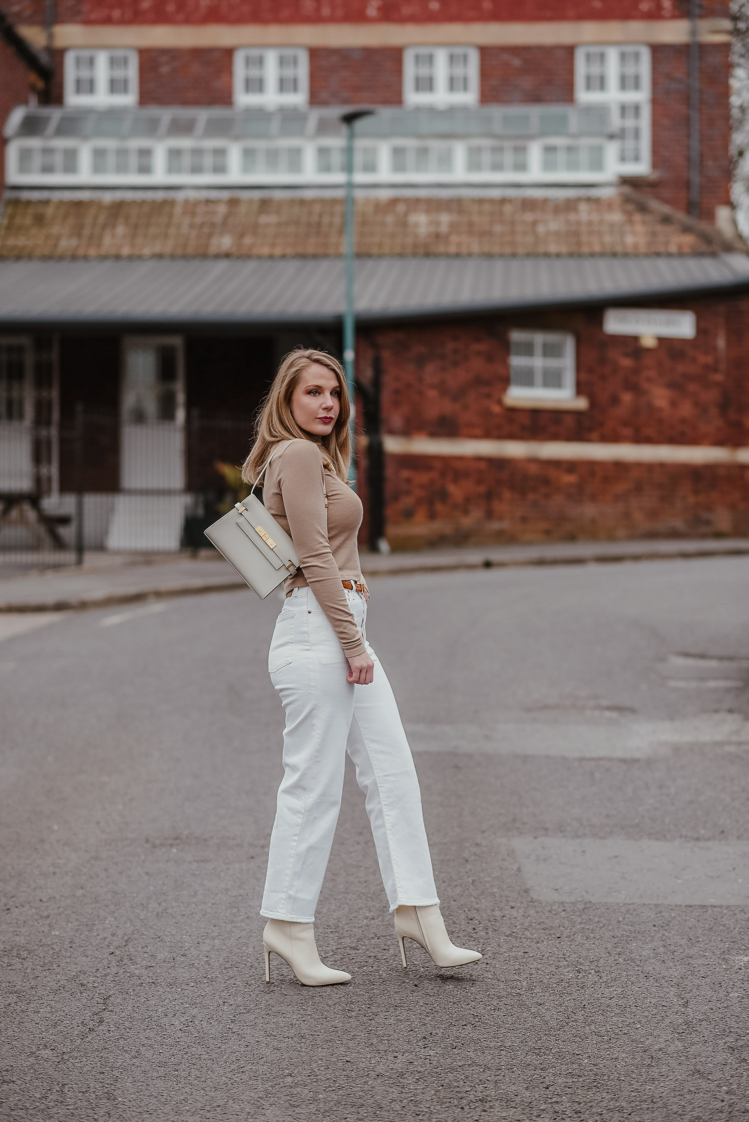 Clean & Bright: White Jeans with a Beige Turtleneck Clean & Bright: White Jeans with a Beige Turtleneck — Straight Leg Jeans Outfits 2027