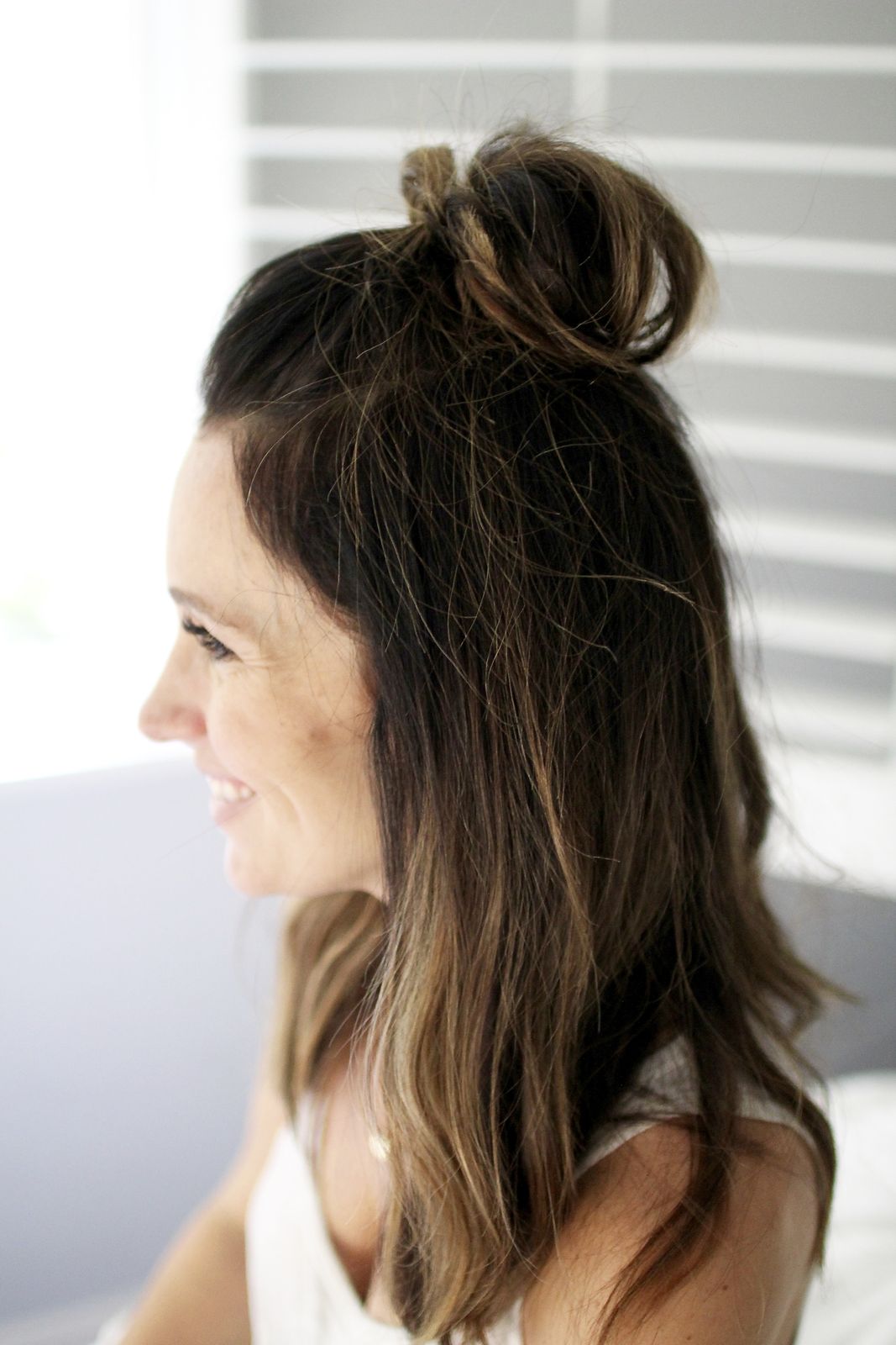 Casual Messy Top Knot Casual Messy Top Knot — Hairstyles 2027 for Dirty Hair