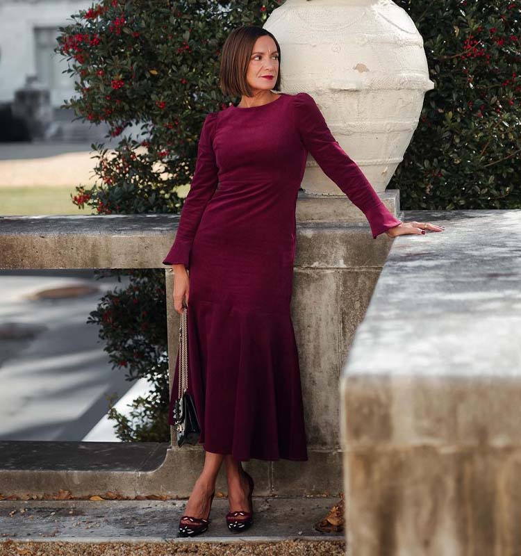 Velvet Midi Dress with Mermaid Hem for Sophisticated Hosting Velvet Midi Dress with Mermaid Hem for Sophisticated Hosting — Hostess Outfits 2027