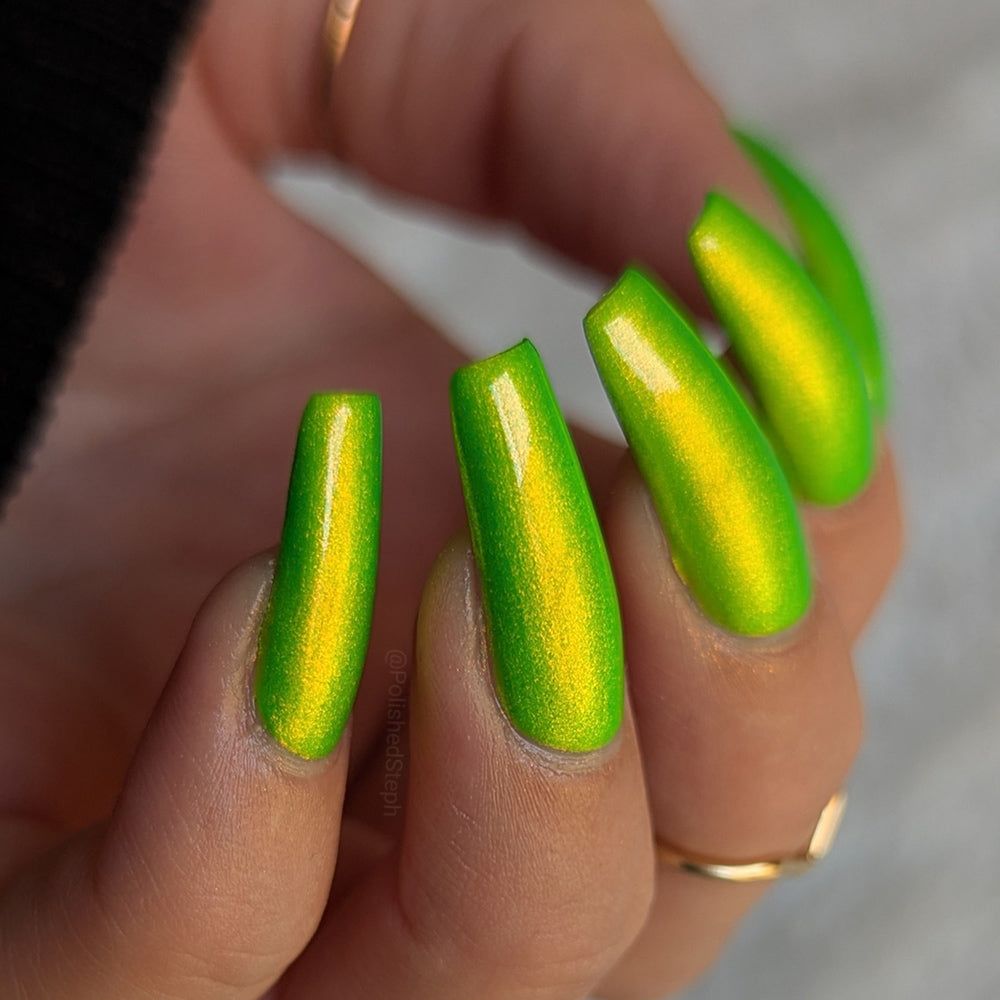 Shimmer Chrome Visual Idea Shimmer Chrome Visual Idea — Neon Acrylic Nails 2027