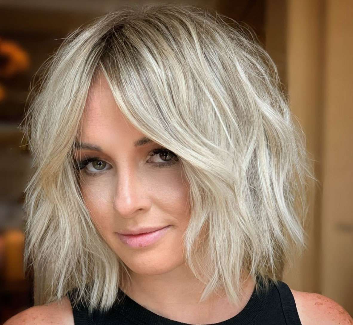 Shaggy Bob With Curtain Bangs — Chunky Highlights Bob 2027