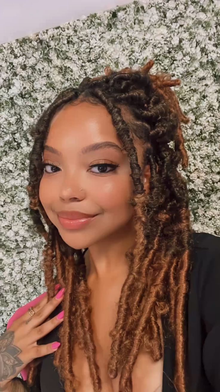 Shoulder Length Brown With Blonde Highlights — Soft Locs 2027