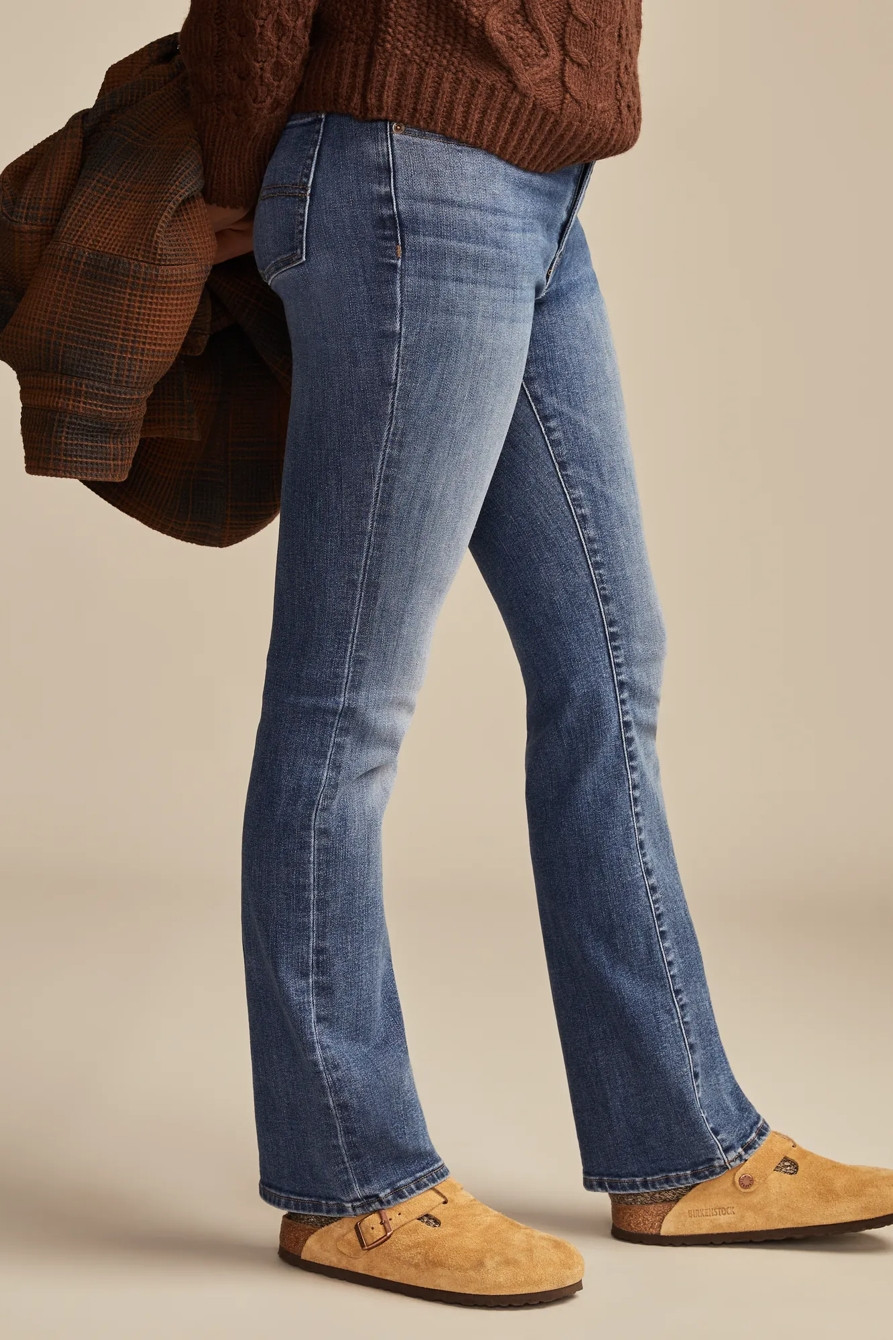 Chunky Cable Knit Sweater with Plaid Jacket and Tan Clogs Chunky Cable Knit Sweater with Plaid Jacket and Tan Clogs — Bootcut Jeans Outfits 2027 with Birkenstocks