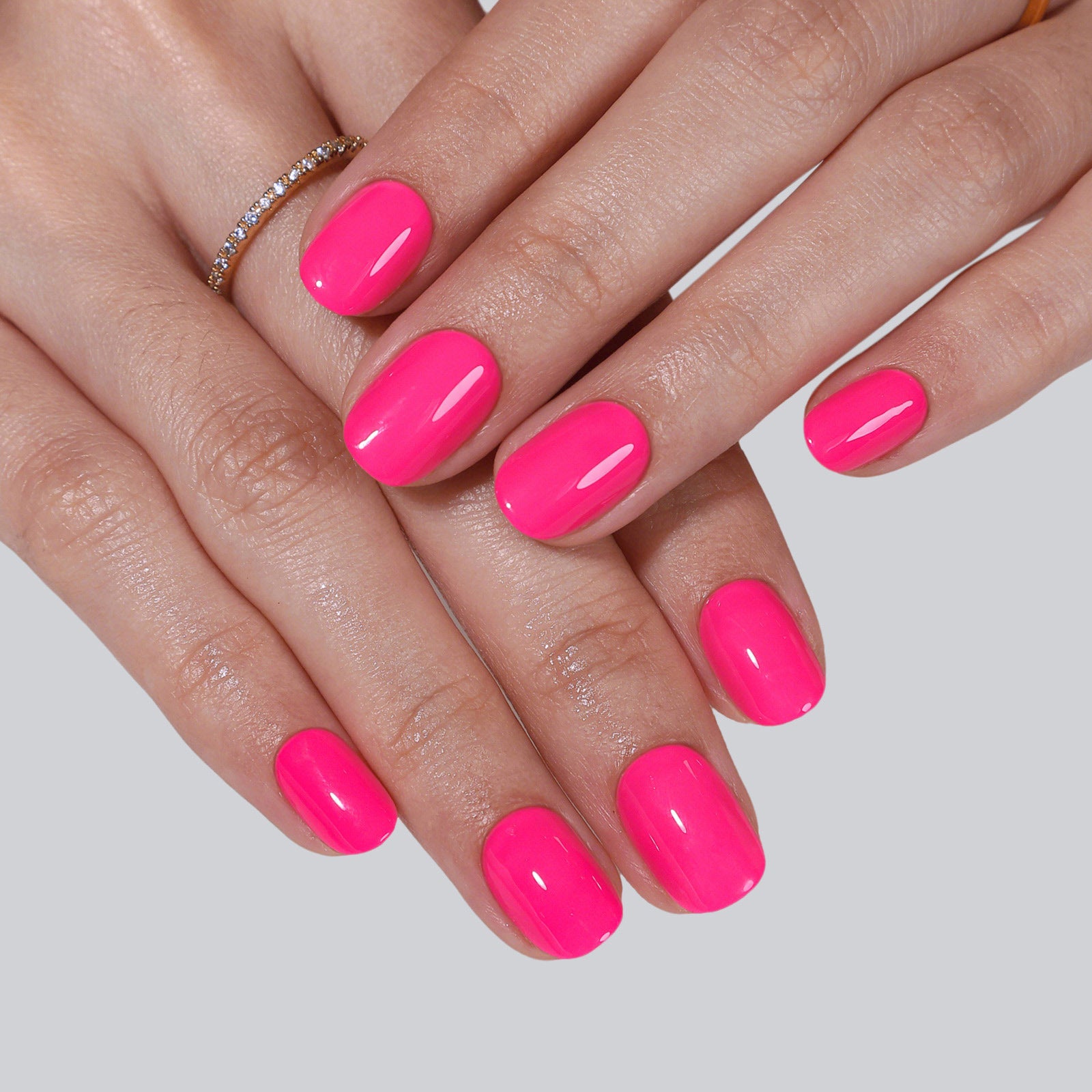 Summer Visual Idea Summer Visual Idea — Short Gel Nails 2027