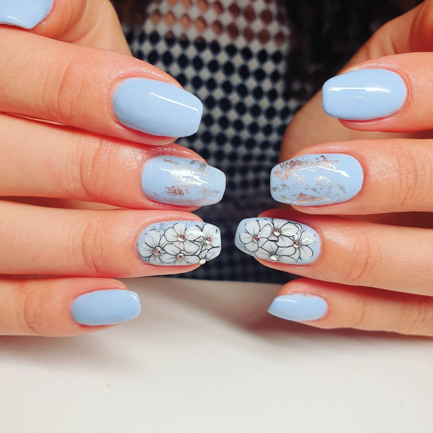 Short Oval with Silver Foil and Floral Art Short Oval with Silver Foil and Floral Art — Light Blue Quinceanera Nails 2027
