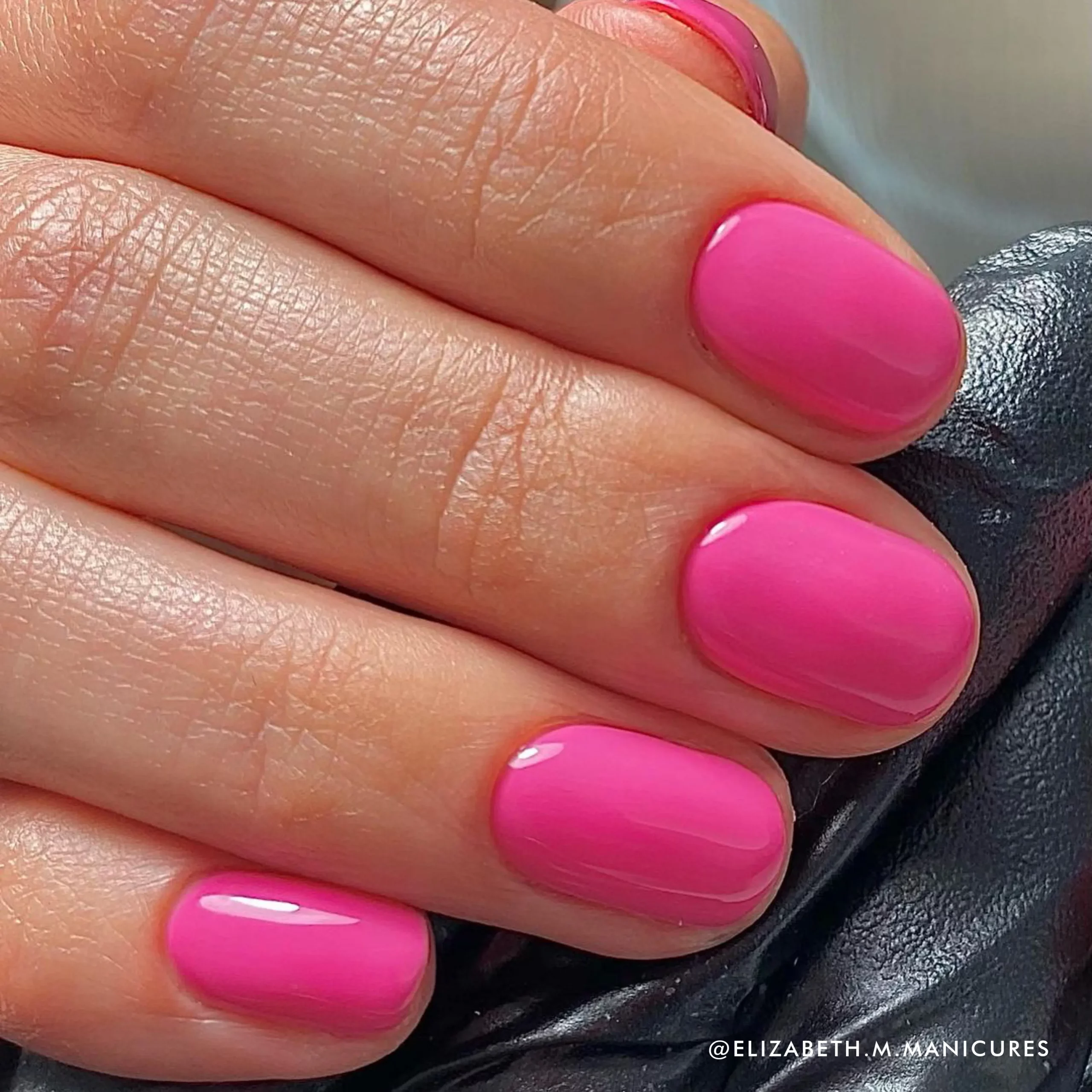 Glossy Visual Idea Glossy Visual Idea — Oval Nails 2027