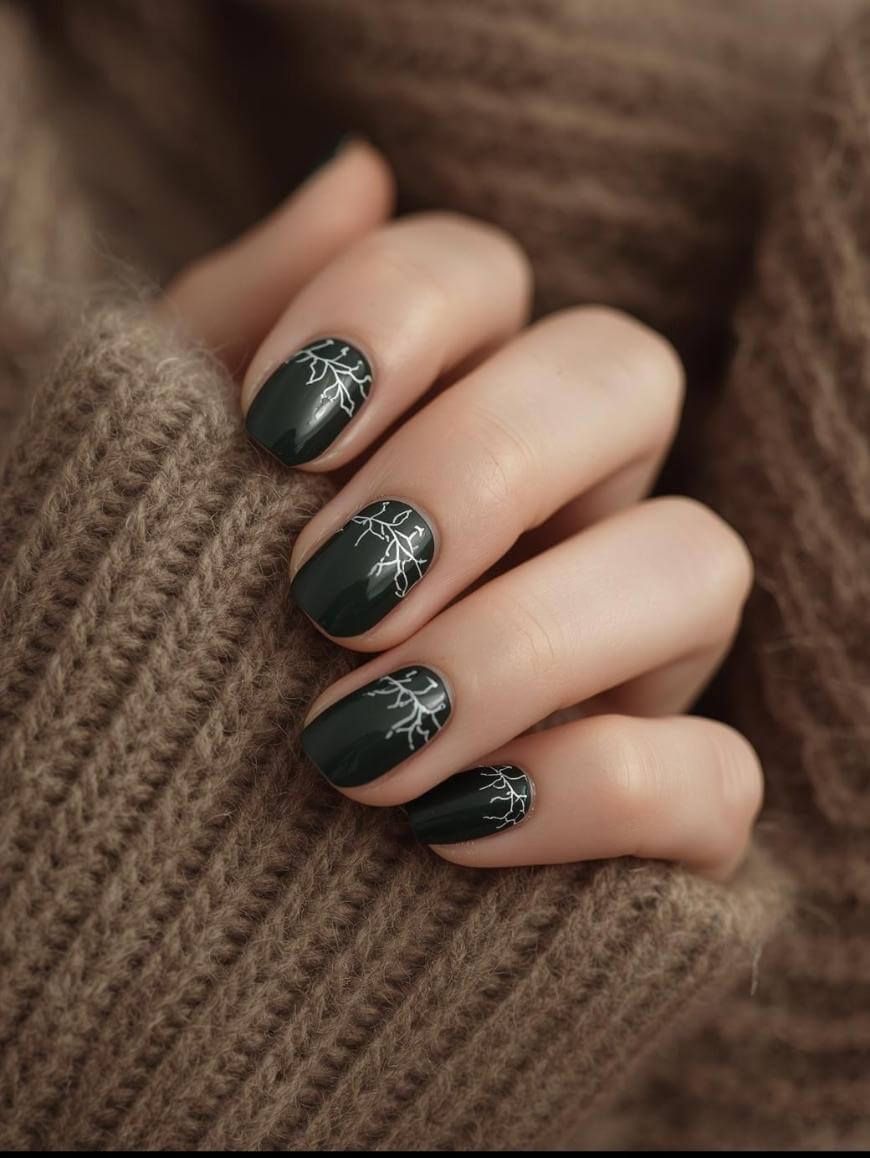 Matte Forest Green with Branch Art Matte Forest Green with Branch Art — Forest Green Nails 2027