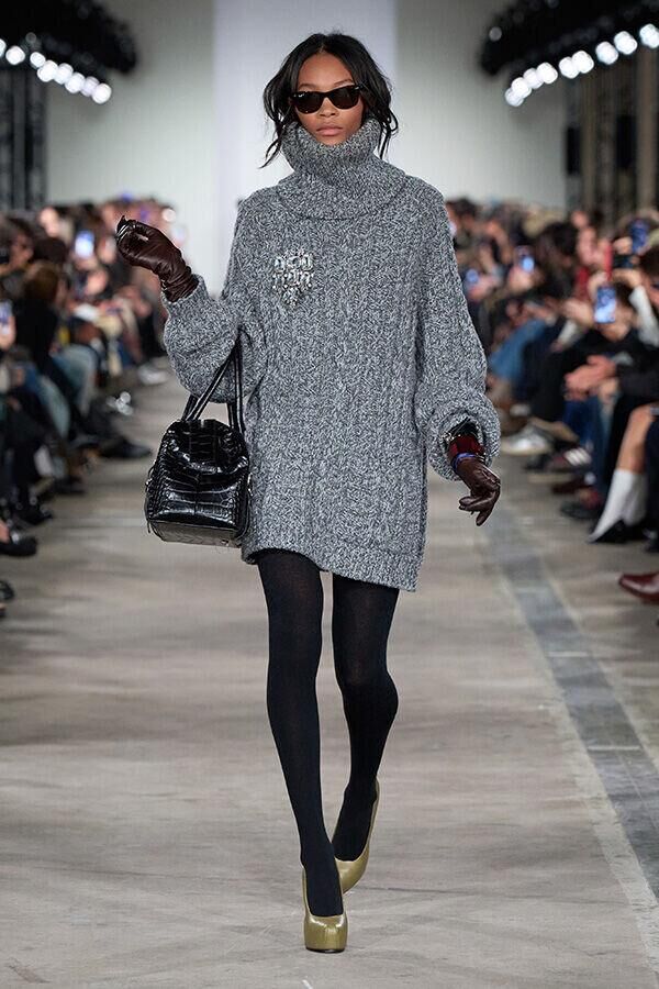Cozy Oversized Cable-Knit Turtleneck for Winter — Outfit Trends 2027