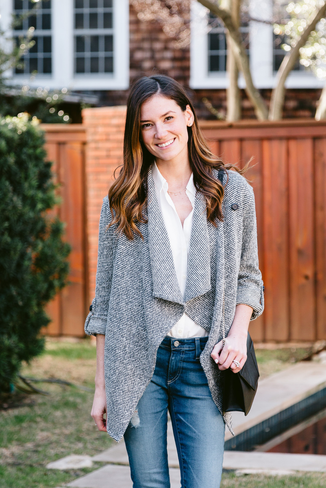 Textured Cardigan and Blouse for Smart Casual Textured Cardigan and Blouse for Smart Casual — Chilly Spring Outfits 2027