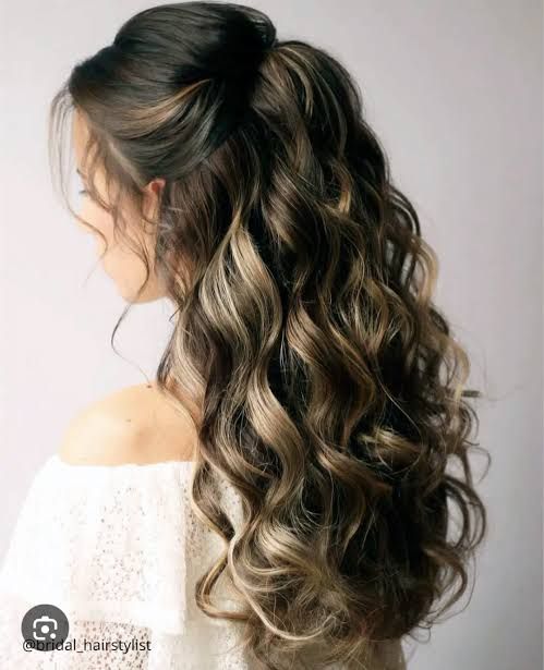 Dark Brown With Blonde Highlights Visual Idea — Graduation Hairstyles 2027 for Medium Hair