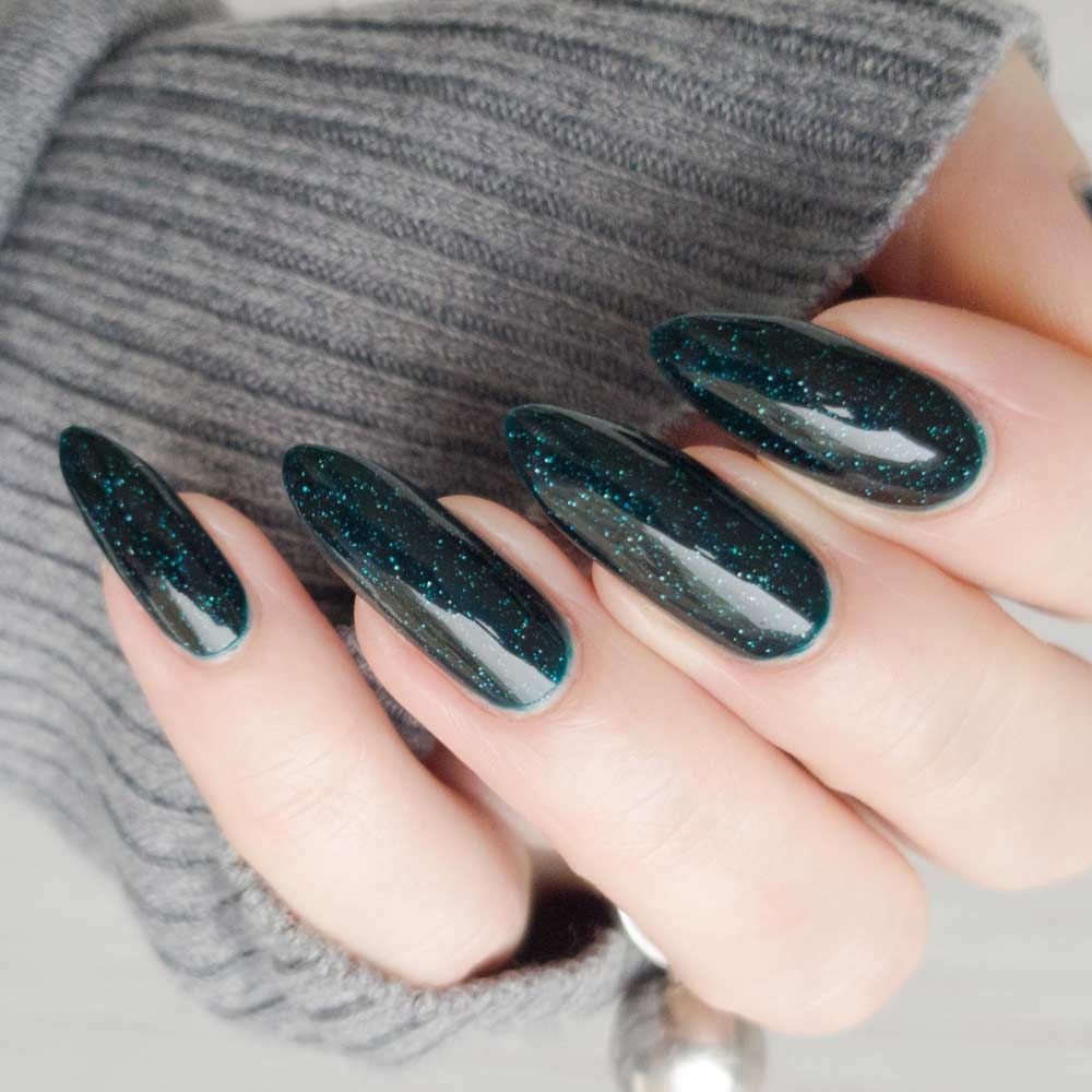 Glossy With Fine Glitter Particles Visual Idea Glossy With Fine Glitter Particles Visual Idea — Emerald Prom Nails 2027