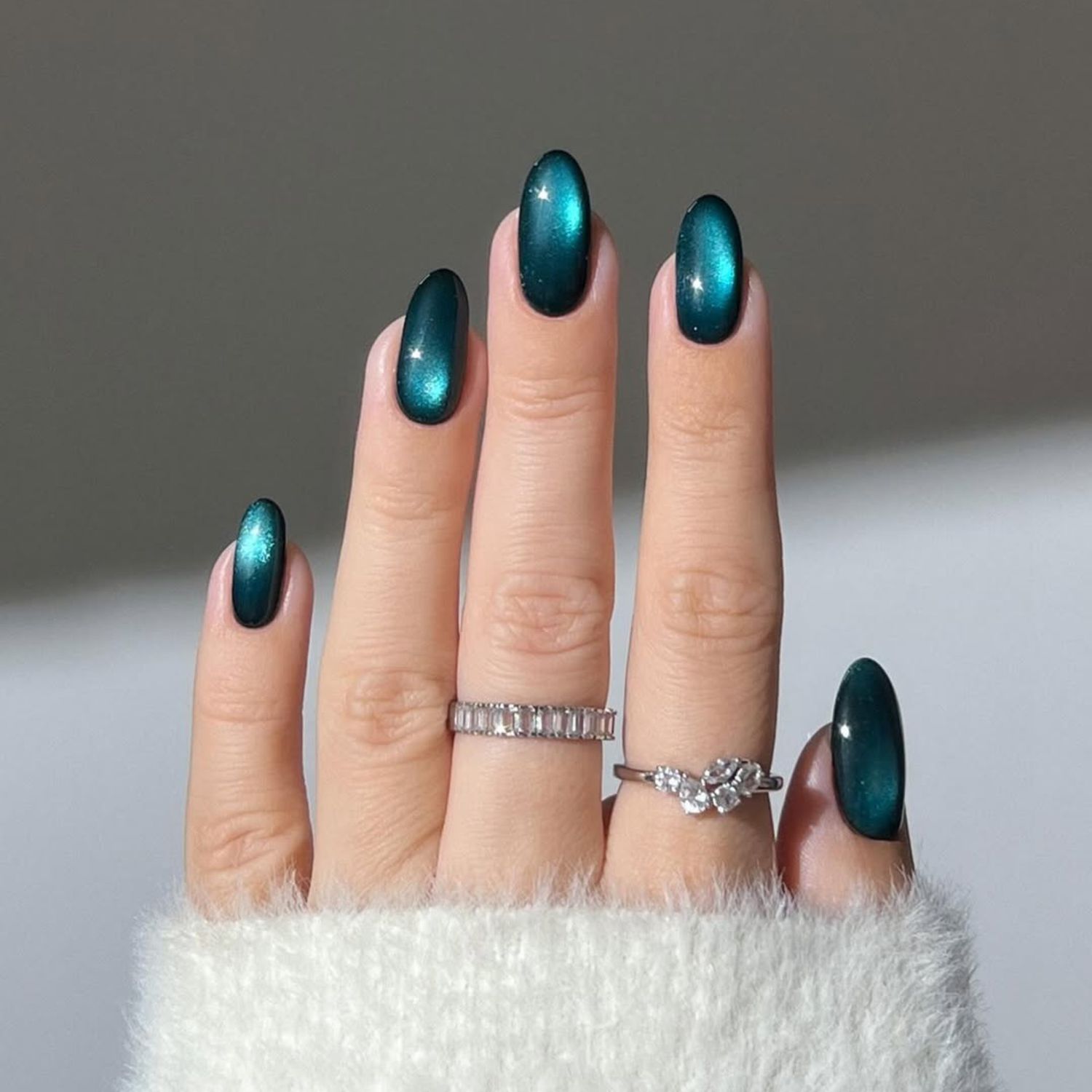 Chrome Visual Idea Chrome Visual Idea — Oval Nails 2027